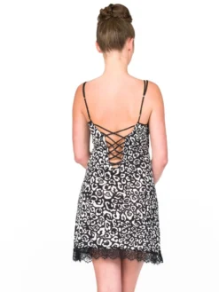 Seide-Modal Sommer Nachthemd MACAU Gattina 7 Seide-Modal Sommer Nachthemd MACAU Gattina -Feine Unterwaesche Geschaft nachthemd seide modal macau 81230 schwarz leo gattina