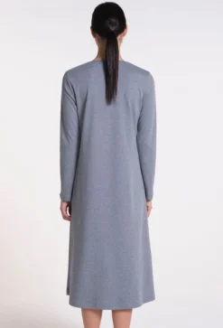 Soft Cotton Nachtkleid WKND No. 15 Grau Lang Von Verdiani -Feine Unterwaesche Geschaft nachtkleid bio baumwolle grau 3815 weekend verdiani 2