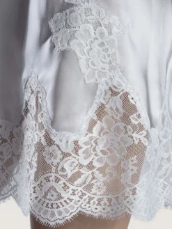 100% Seide Negligé SOIE D´AMOUR Von Aubade -Feine Unterwaesche Geschaft negligee seide silber ms40 soie d amour aubade 4