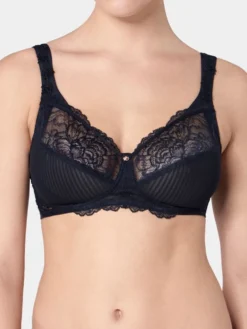 Spitze Soft Cup BH Bügellos PEONY FLORALE N By Triumph 15 Spitze Soft Cup BH Bügellos PEONY FLORALE N By Triumph -Feine Unterwaesche Geschaft peony florale bh 10181237 schwarz triumph 2