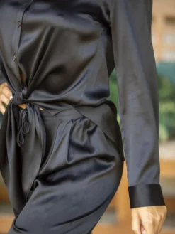 Seidenpyjama ROXANE Stretchseide Von Marjolaine -Feine Unterwaesche Geschaft pyjama stretchseide 4rox5501 0004noir roxane marjolaine 3