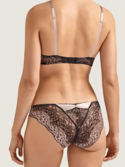 Seide Brasiliana Slip FEMME GLAMOUR Altrosa-schwarz Von Aubade -Feine Unterwaesche Geschaft seide brazilian slip md27 altrosa 1 femme glamour aubade 3