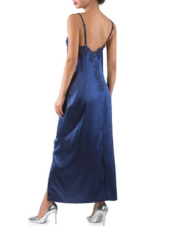 Seta Superior Seiden-Nachtkleid STUPENDA Lang Von Cotton Club -Feine Unterwaesche Geschaft seide dessous 3vz stupenda francesina br seta superior cotton club