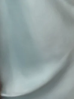 100% Seidennachthemd Satin GLYCINE Von Marjolaine 27 100% Seidennachthemd Satin GLYCINE Von Marjolaine -Feine Unterwaesche Geschaft seide hellblau porcelaine0015 marjolaine 1