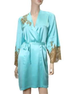 Seide Morgenmantel JARDIN Kurz Von Marjolaine 9 Seide Morgenmantel JARDIN Kurz Von Marjolaine -Feine Unterwaesche Geschaft seide morgenmantel gletscherblau jardin 2002 marjolaine 2 1