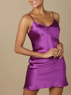 100% Seidennachthemd Satin GLYCINE Von Marjolaine 20 100% Seidennachthemd Satin GLYCINE Von Marjolaine -Feine Unterwaesche Geschaft seide nachthemd glycine 3gly0101 beere marjolaine 1