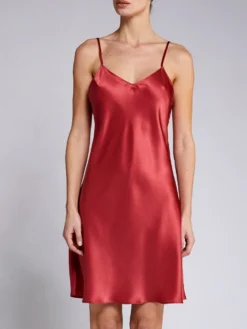100% Seide Nachthemd CAROLINE Uni Von Vivis -Feine Unterwaesche Geschaft seide nachthemd v00003 caroline rot vivis 1 1