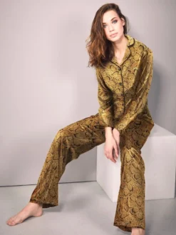 100% Seide Pyjama SERPENTE Cognac Von Eva B. Bitzer -Feine Unterwaesche Geschaft seide schlafanzug serpente 29312971 eva b bitzer