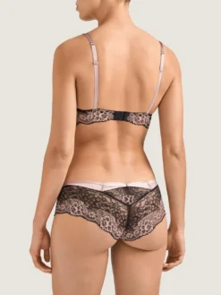 Seide Triangel BH FEMME GLAMOUR Altrosa-schwarz Von Aubade 10 Seide Triangel BH FEMME GLAMOUR Altrosa-schwarz Von Aubade -Feine Unterwaesche Geschaft seide triangel bh md10 altrosa 1 femme glamour aubade 3