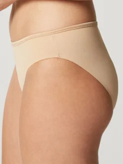 MAISON LEJABY Slip NUAGE PUR Extra Flach Von Maisonlejaby -Feine Unterwaesche Geschaft slip haut 5563 nuage pur maison lejaby 1 1