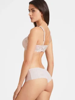 Saint Tropez Slip SOFTESSENCE TM Spitze Von Aubade -Feine Unterwaesche Geschaft spitze dessous tm70 skin 4 softessence aubde 7