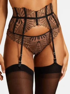 String SENSORY ILLUSION Von Aubade X Iris Van Herpen -Feine Unterwaesche Geschaft string gold schwarz rc26 sensory illusion aubade 8 1