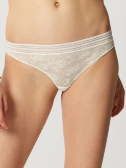 Tüllspitze String MISS LEJABY Von Maison Lejaby -Feine Unterwaesche Geschaft tanga wei 16462 miss lejaby maison lejaby 1 1