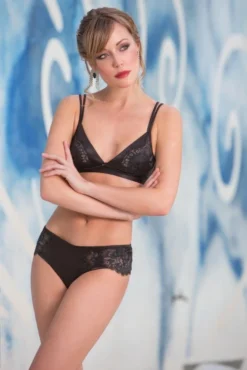 Seta Superior Seide Triangel-BH SPECIALE Von Cotton Club 15 Seta Superior Seide Triangel-BH SPECIALE Von Cotton Club -Feine Unterwaesche Geschaft z speciale eccelsa nero cotton club seta cotton club seta cotton club